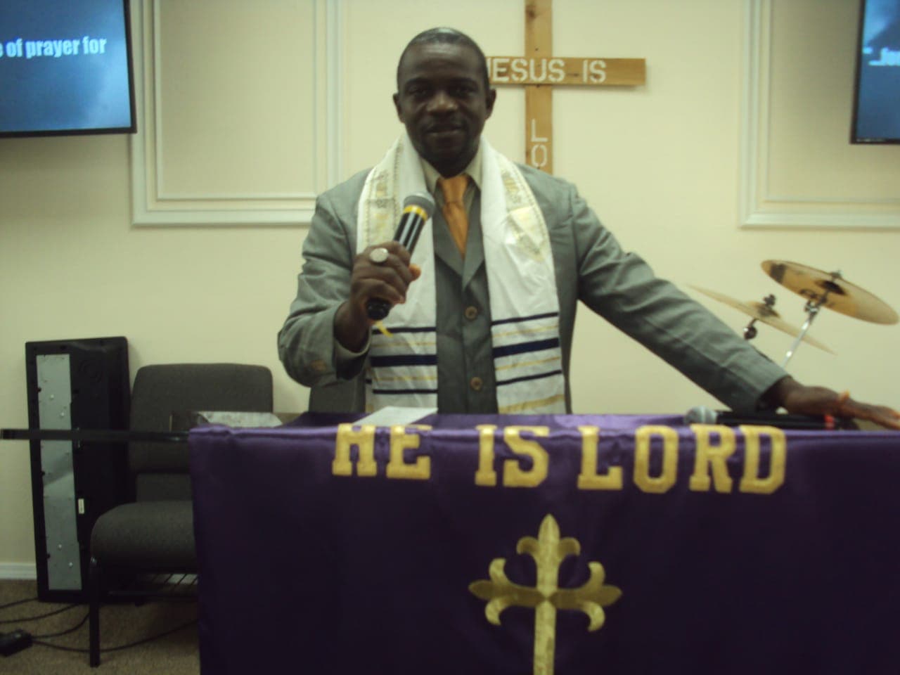 Bishop G. Lawrence W. Wallace